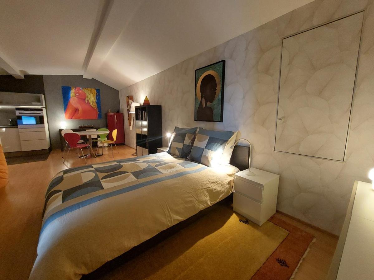 La Crique De L'Evole Apartment Neuchatel Bagian luar foto