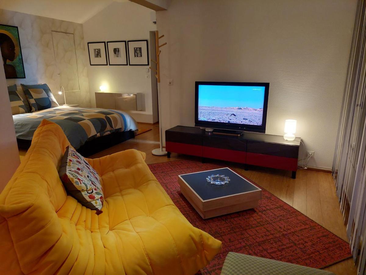 La Crique De L'Evole Apartment Neuchatel Bagian luar foto